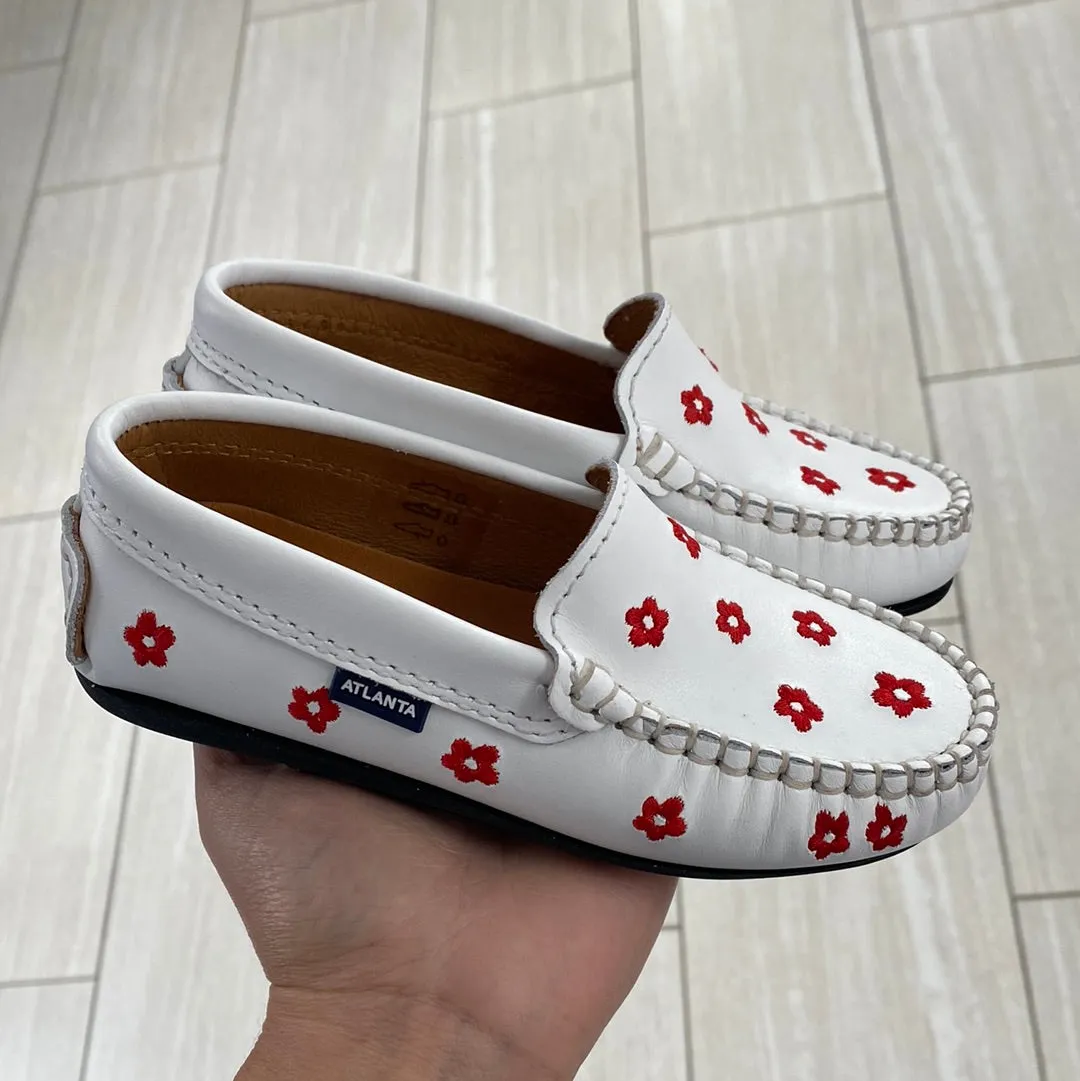 Atlanta Mocassin White and Red Floral Loafer