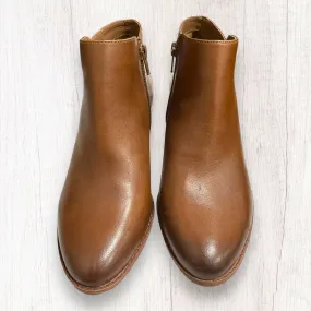 Brown Boots Ankle Heels Alex Marie, Size 7.5