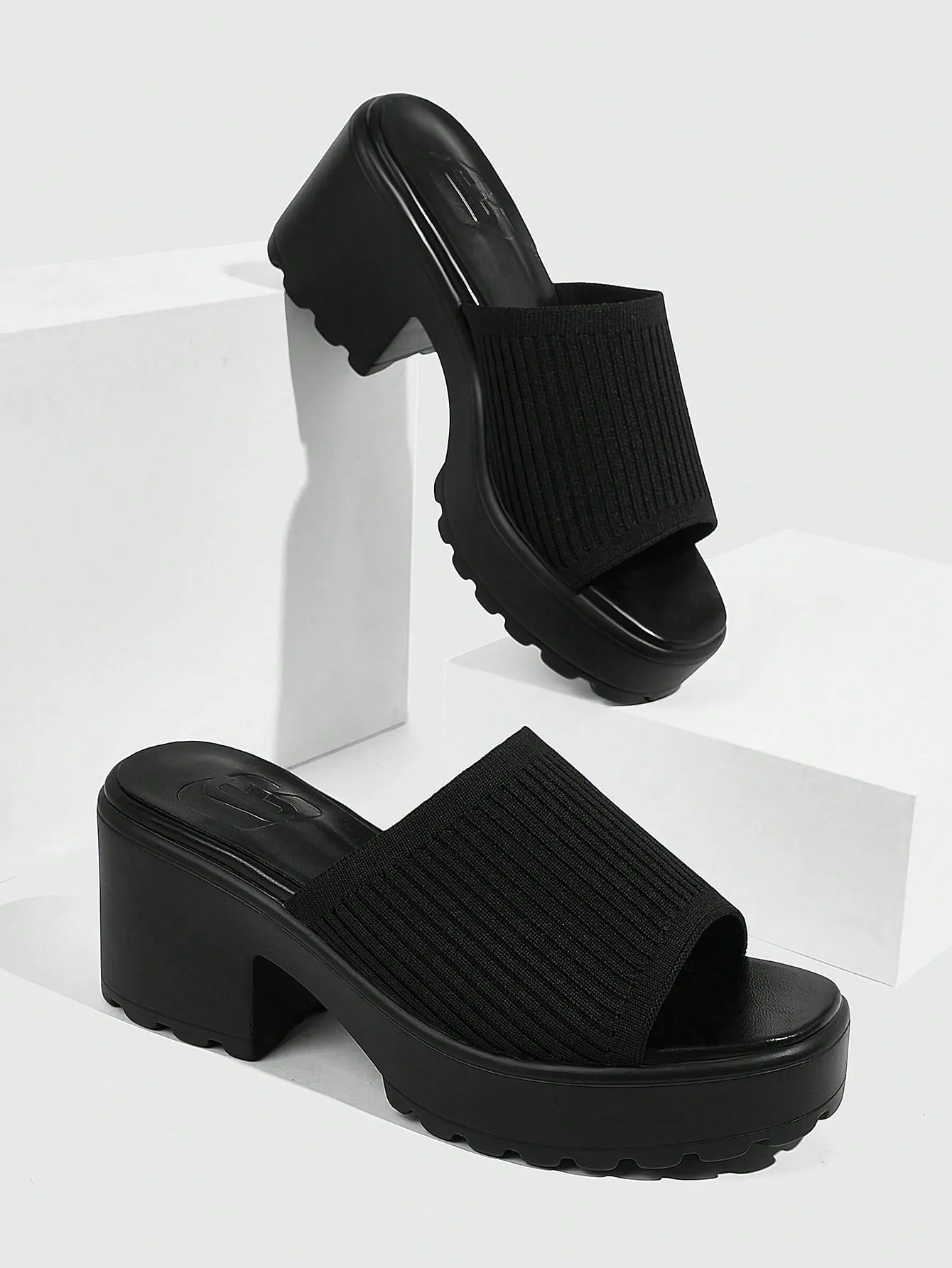 CUCCOO BASICS Women's Fashionable Black Fabric Upper Casual Sandals With Thick Platform And Chunky Heel